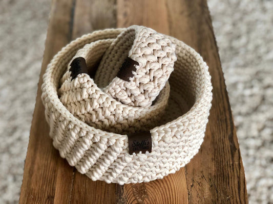 Ivory Crocheted Baskets (Set of 3)